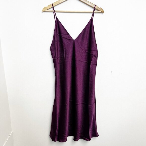 Natori Women's Purple Satin V-Neck Slip Dress Size L NWT - Picture 1 of 9